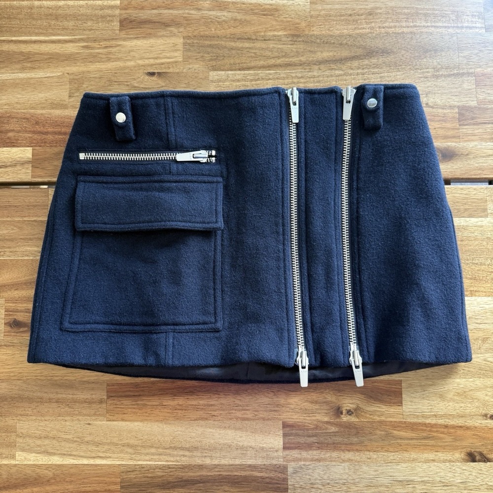 ALC Wool Blend mini skirt Navy size 8 Designer Contemporary Academia NO BELT !!